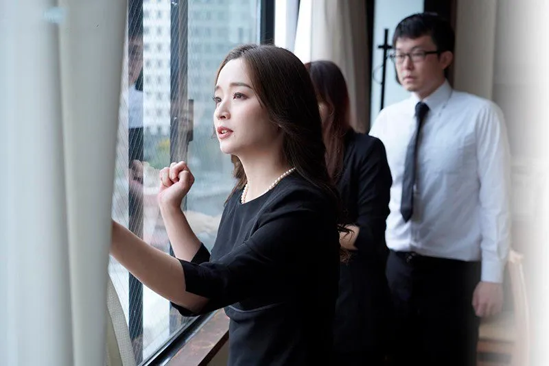 Ông xã mất 3 năm, má kế trẻ tìm đến con Anh xã giải tỏa thiếu thốn